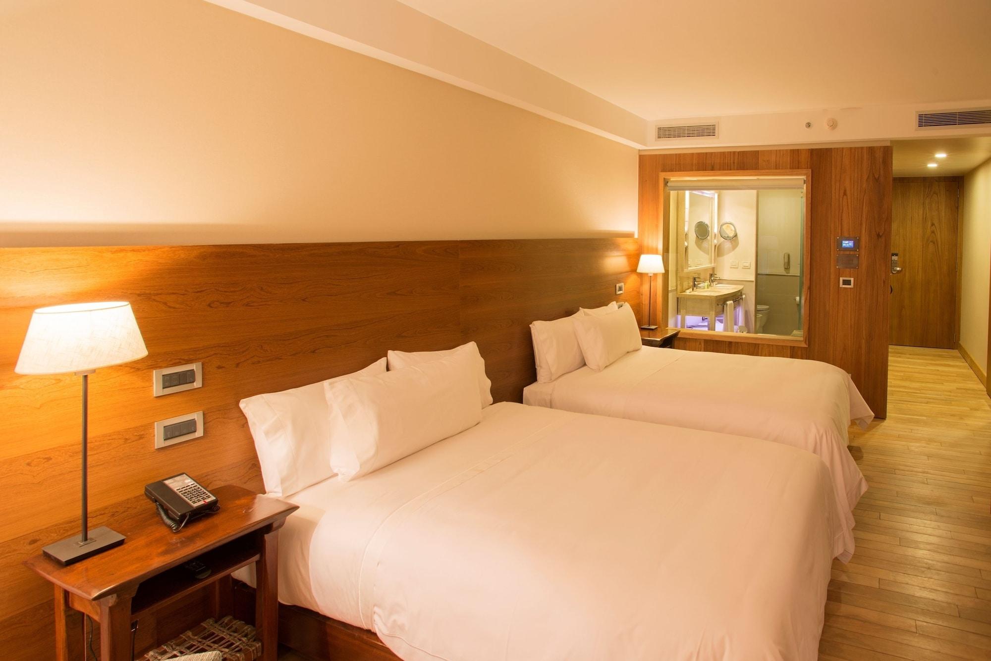Arakur Ushuaia Resort & Spa Екстер'єр фото A room at the hotel