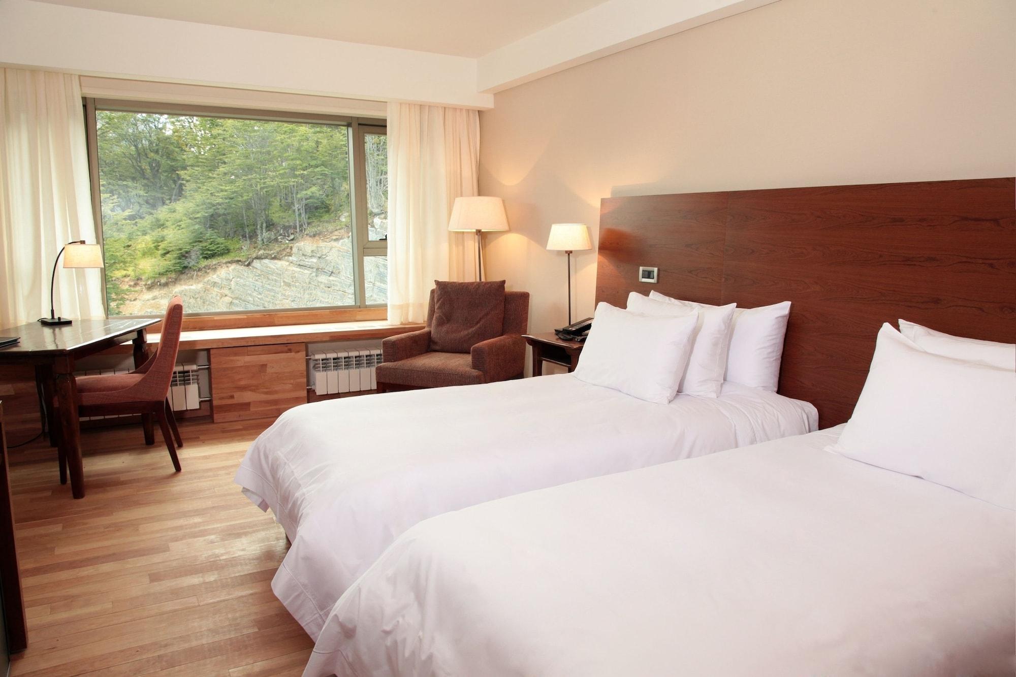 Arakur Ushuaia Resort & Spa Екстер'єр фото A room at the hotel