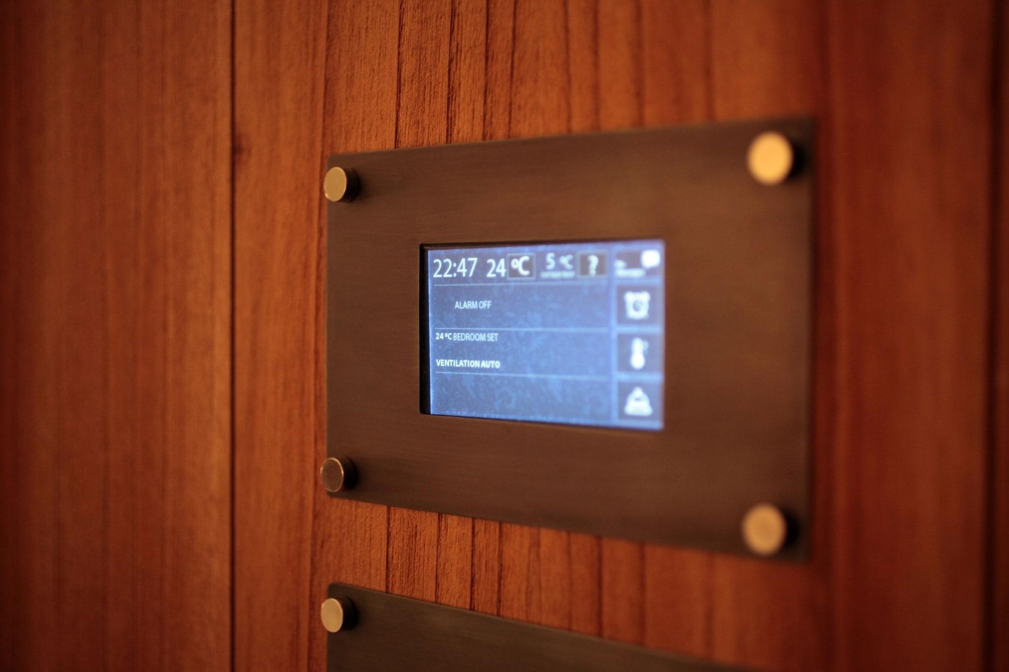Arakur Ushuaia Resort & Spa Екстер'єр фото A smart home thermostat