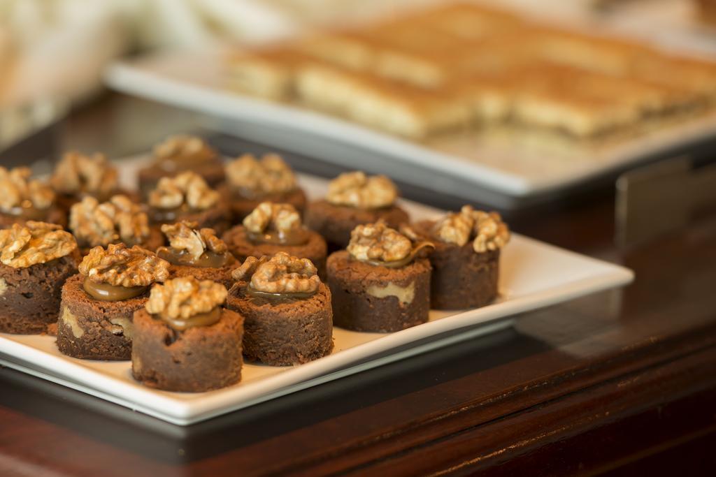 Arakur Ushuaia Resort & Spa Екстер'єр фото Walnut baklava